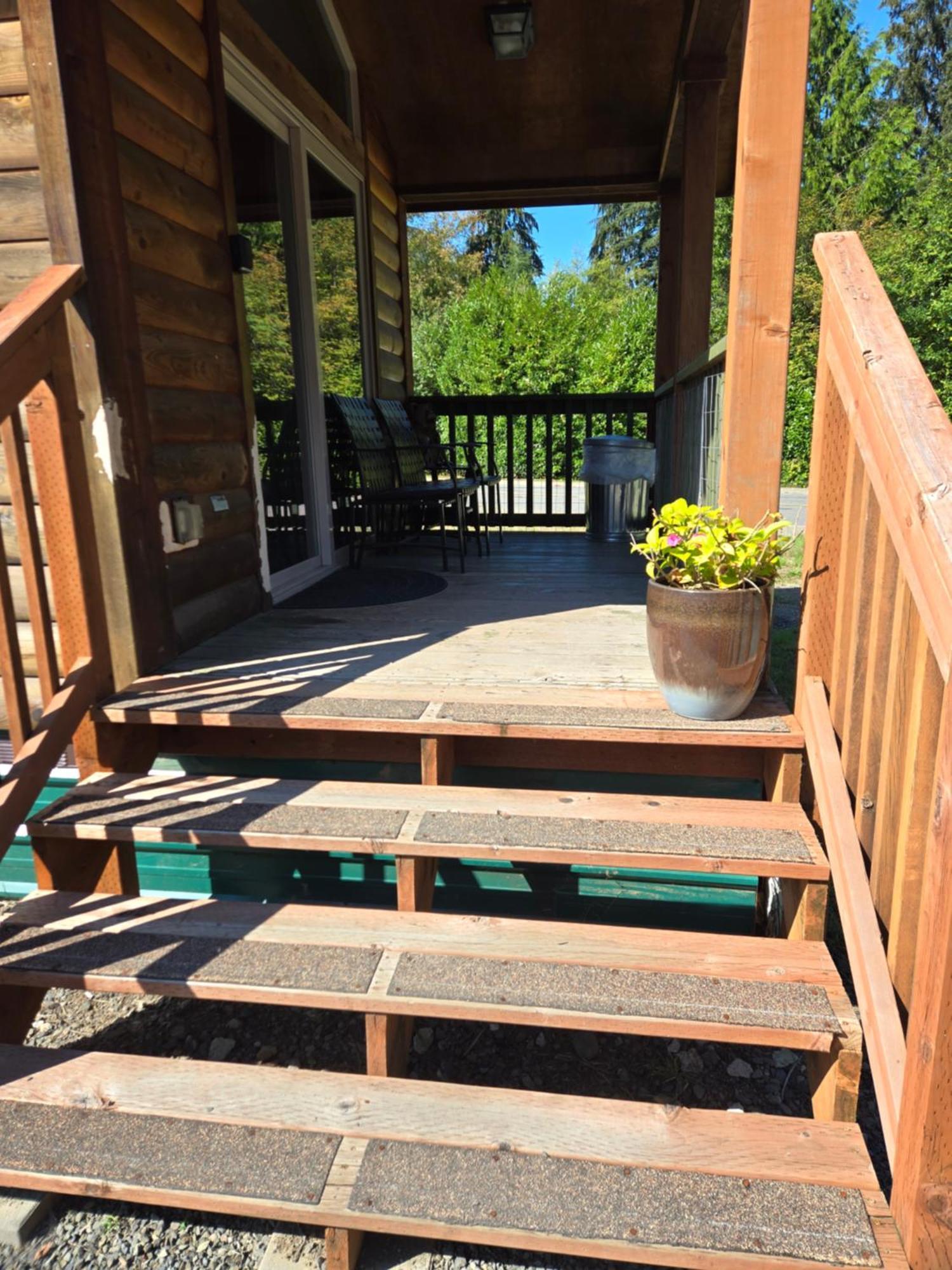The Bogi Bear Inn Форкс Екстериор снимка
